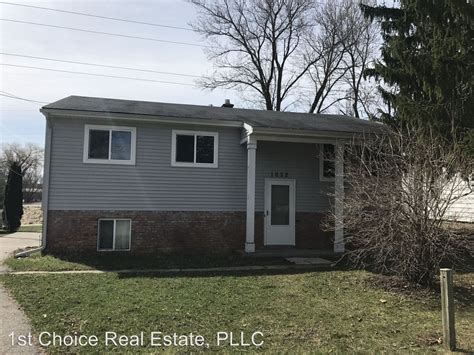 Welcome to 118 W St Joseph St. . House for rent lansing mi
